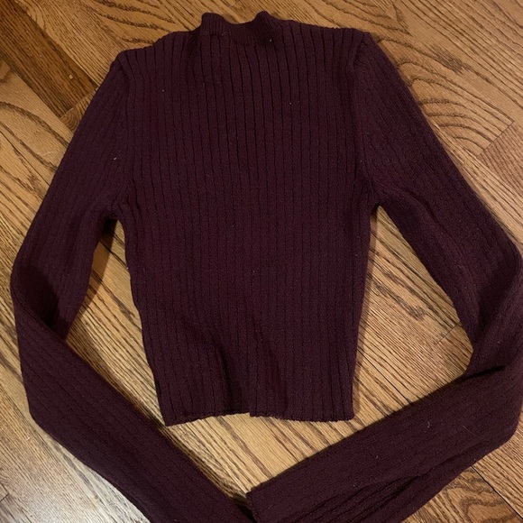 Zara Cropped Sweater - Picture 7 of 8